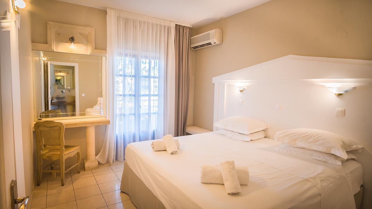 Parthenis Hotel & Suites 말리아 외부 사진